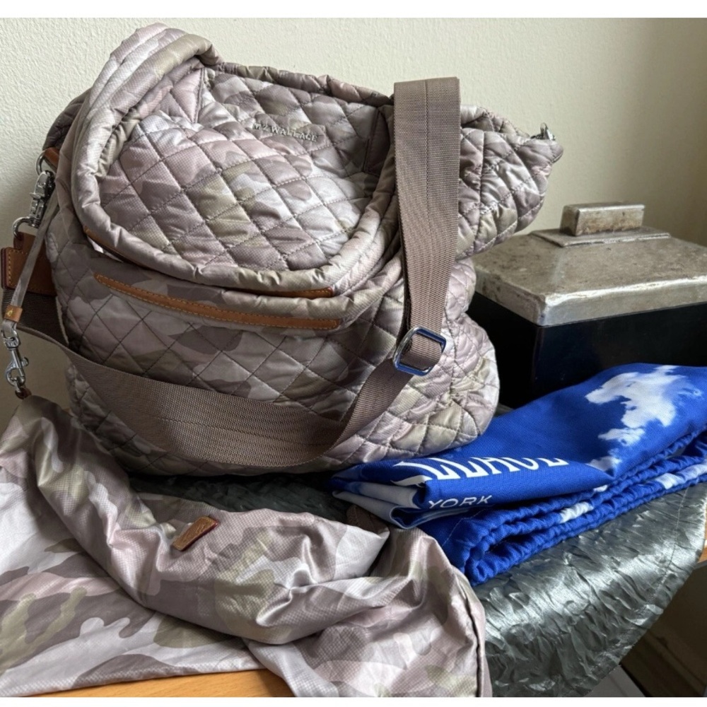 MZ WALLACE DELUXE NYLON QUILTED TOTE TRAVEL WEEKENDER LARGE CAMOUFLAGE